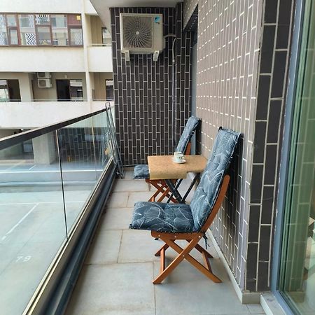 Jeni' S Apartament Constanţa Exteriör bild
