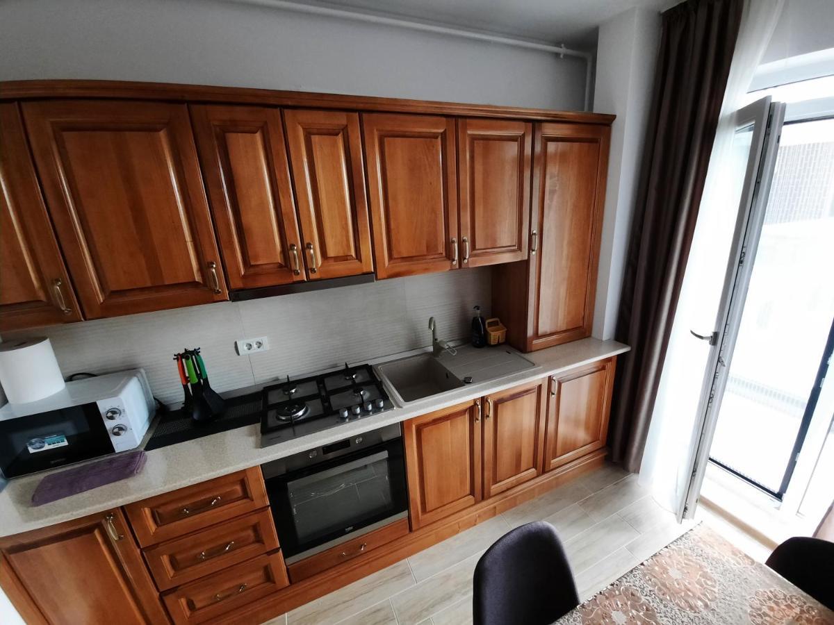 Jeni' S Apartament Constanţa Exteriör bild