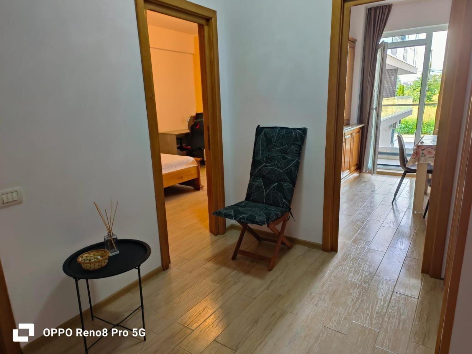 Jeni' S Apartament Constanţa Exteriör bild